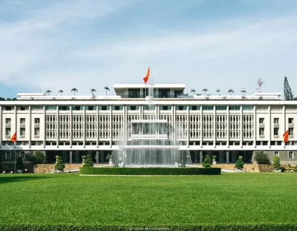Tour 3D2N Ho Chi Minh City Adventure: Culture, Cuisine & Landmarks